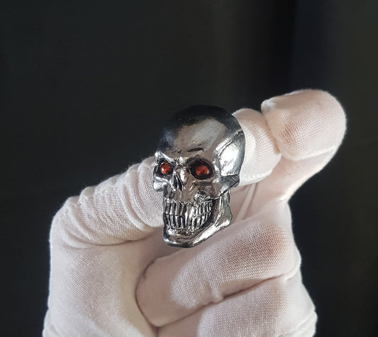 Broche Crâne Vampire Effet Métal — Accessoire Veste à Patchs & Metal